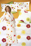 Комплект постельного 
белья и сатиновый халат Bloom на махровой подкладке